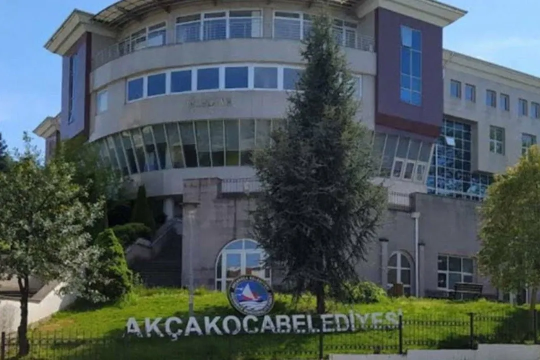 Akçakoca Belediyesi’nin konserinde basına kısıtlama tepki çekti
