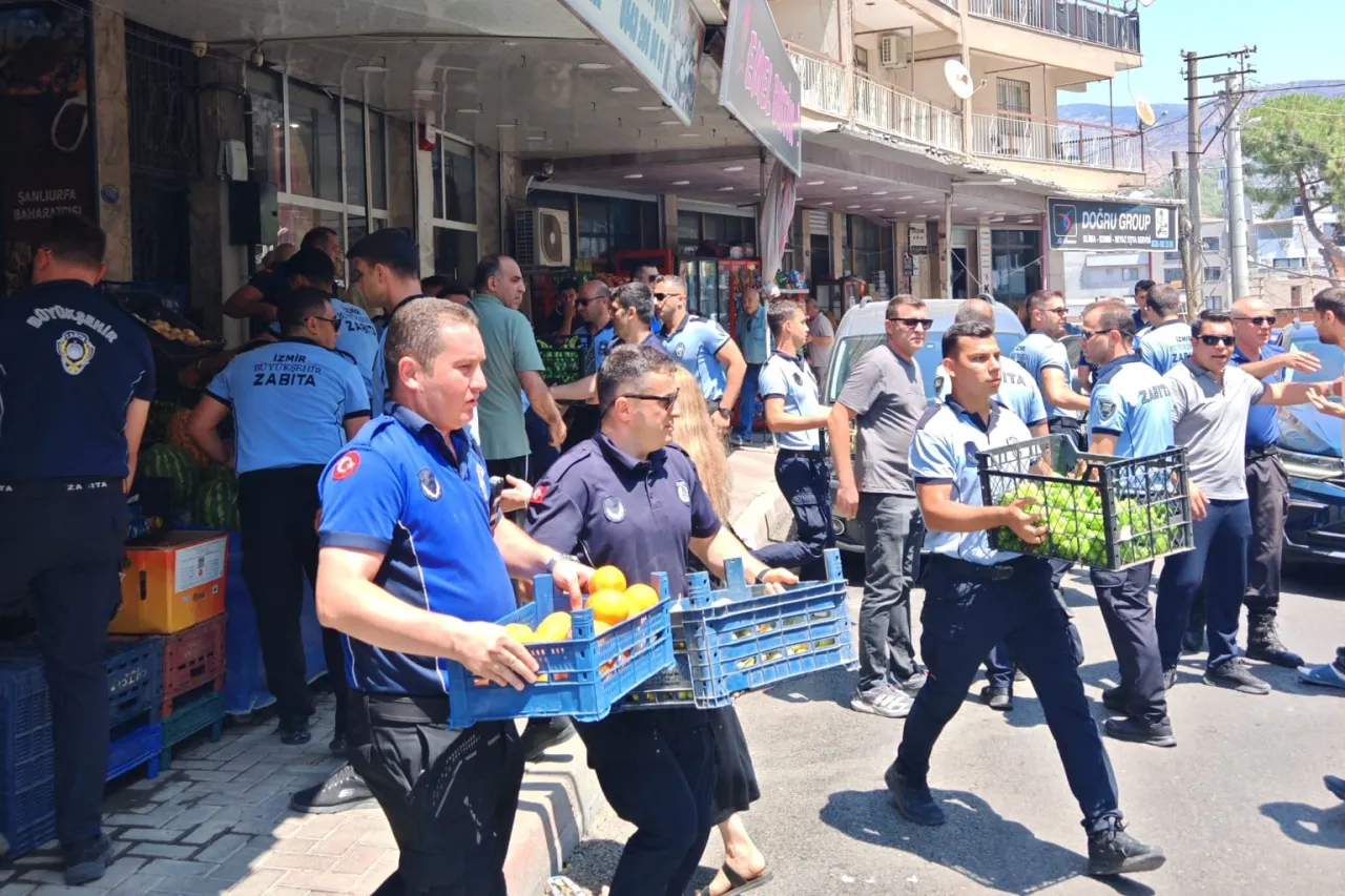 Sokak işgaline şok denetim! Zabıta affetmedi
