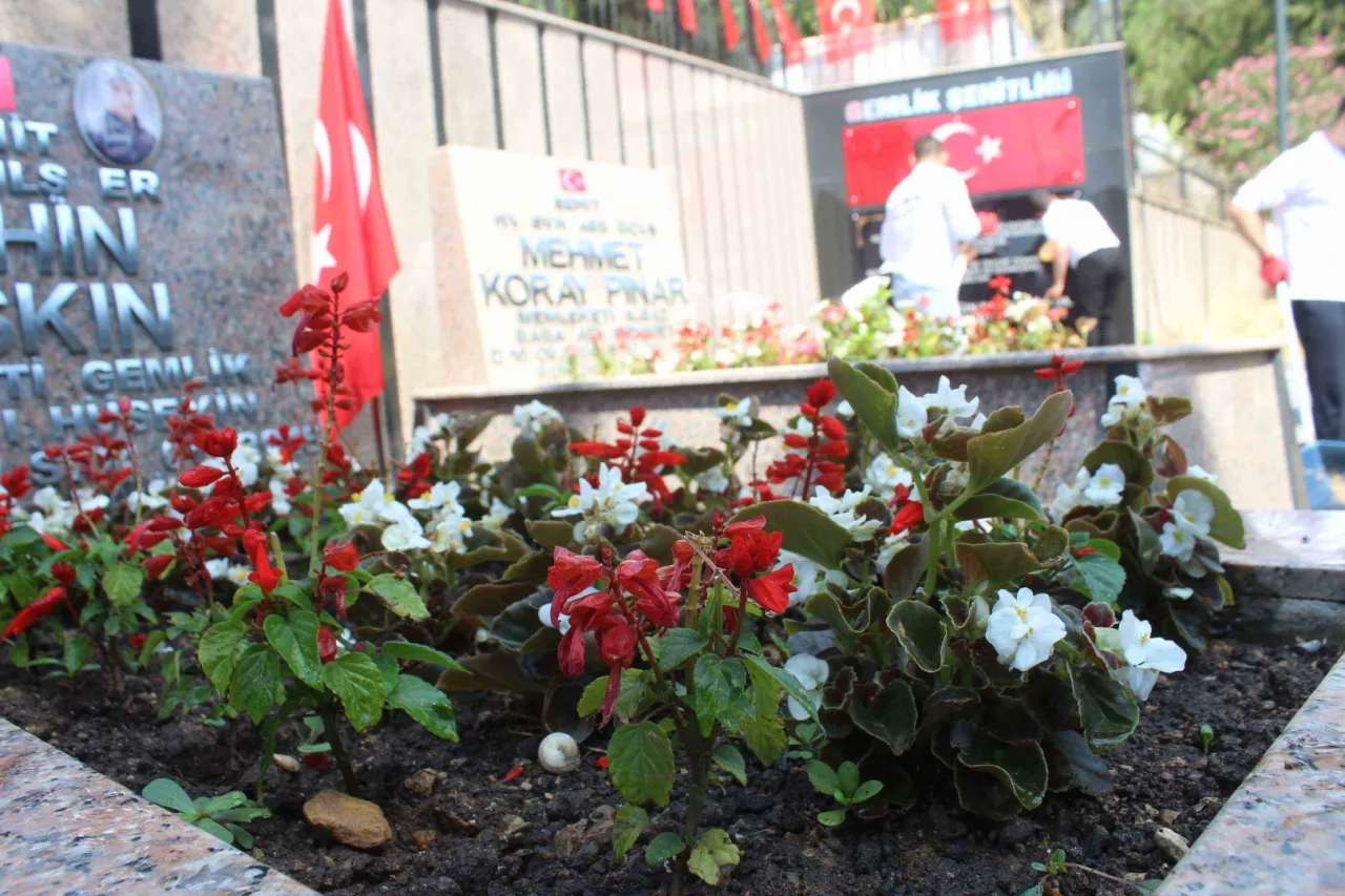 Gemlik Açık Ceza İnfaz Kurumu'ndan 15 Temmuz'da anlamlı ziyaret