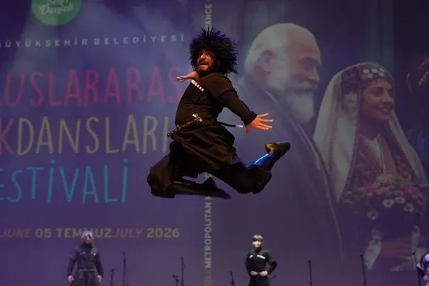 Dünyanın bütün renkleri Denizli’de buluştu