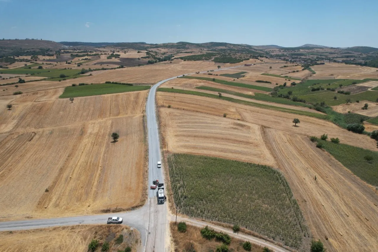 Balıkesir'de bozuk yol kalmayacak