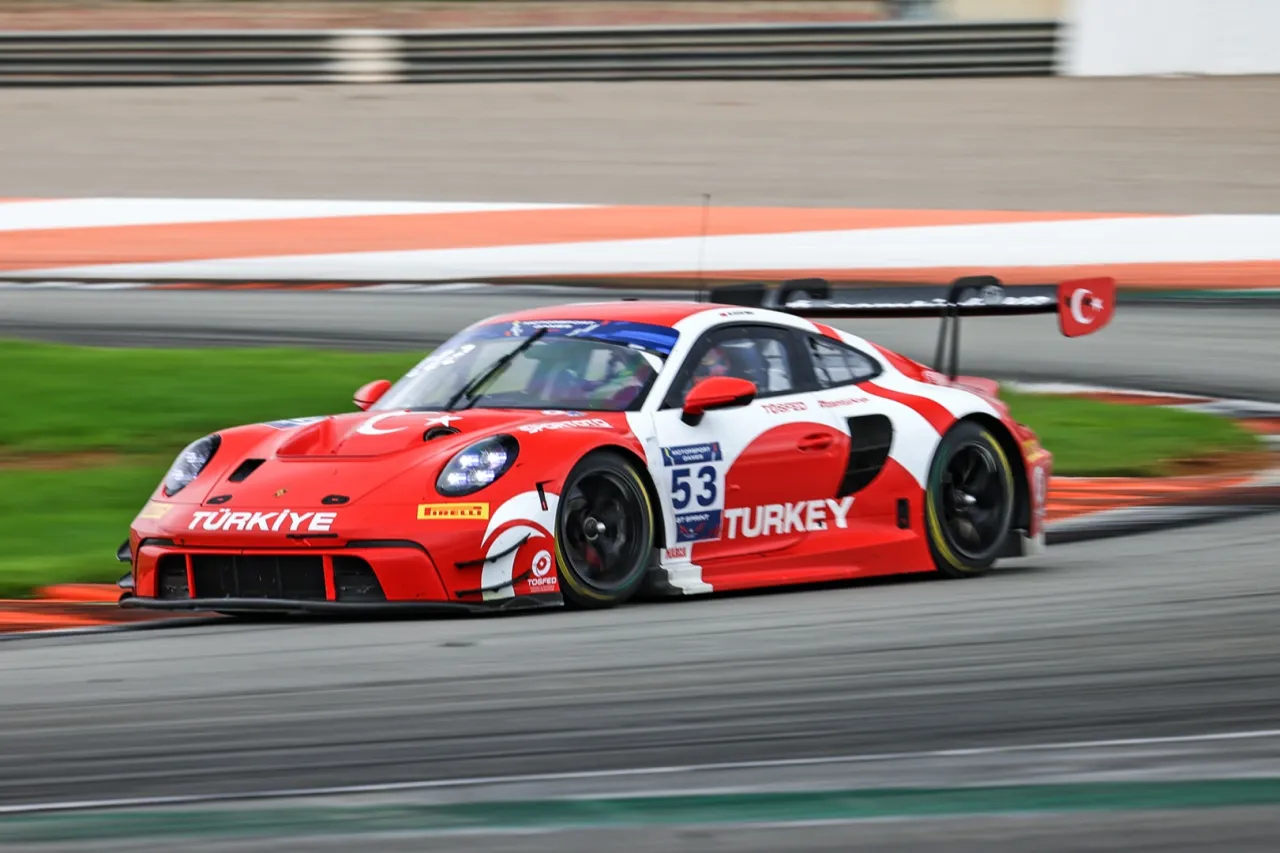 Motorsporları tutkunlarına müjde... GT Grand Finals İstanbul geliyor