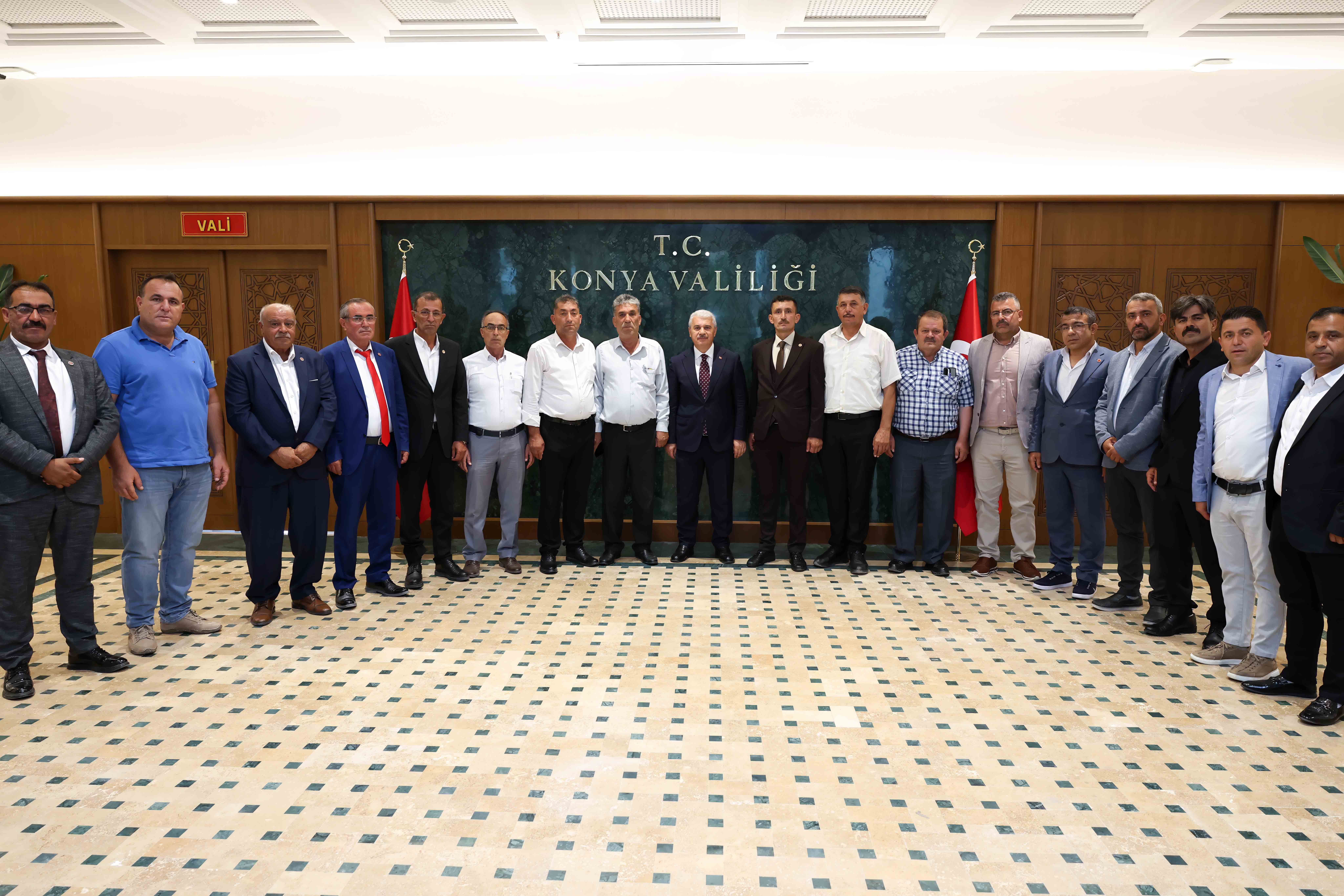 Konya Valisi İbrahim Akın, Muhtarlarla Bir Araya Geldi