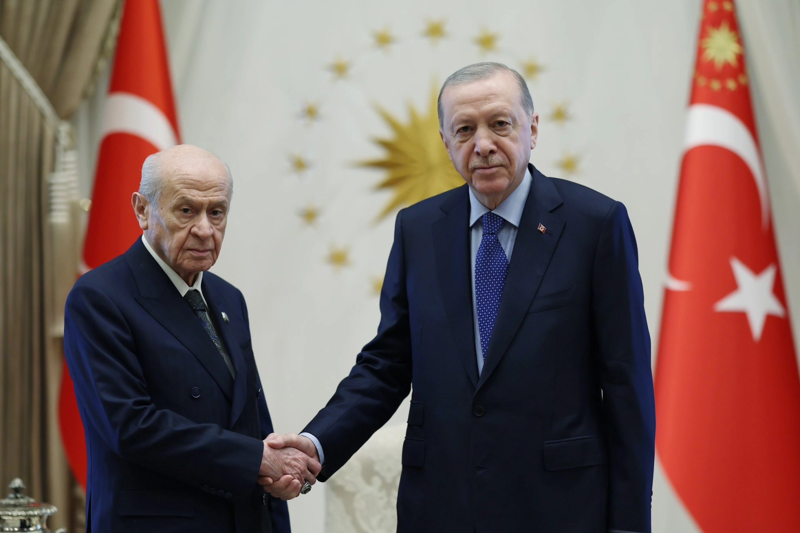 Cumhurbaşkanı Erdoğan, Bahçeli'yi Külliye'de kabul etti