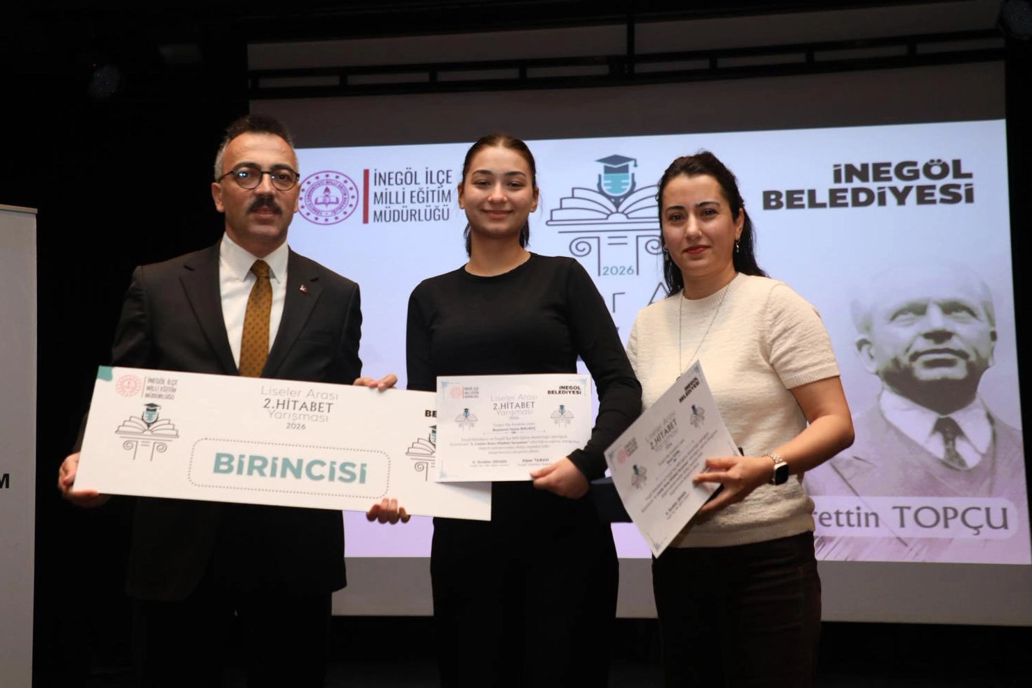 Bursa İnegöl'de liseliler hitabetini konuşturdu