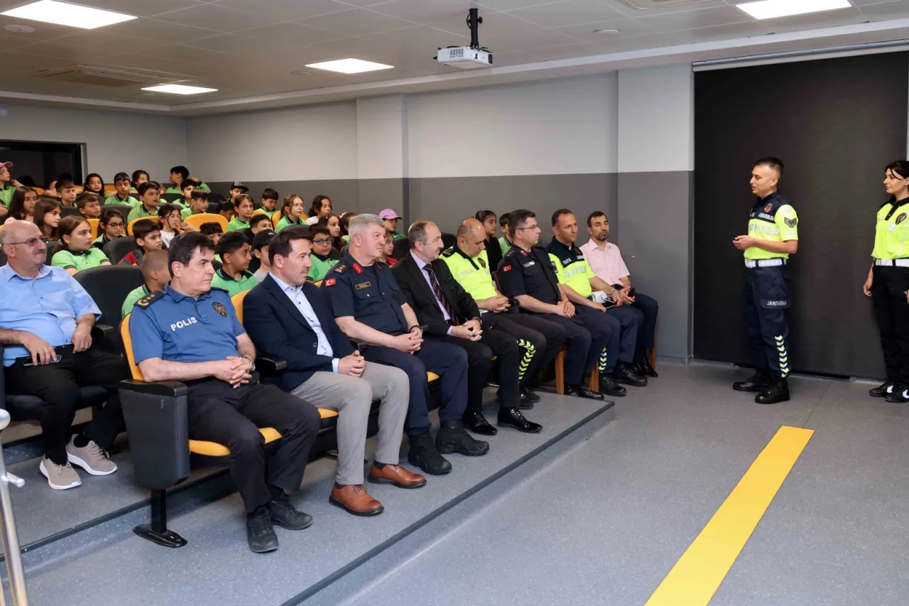 Konya Karatay Trafik Eğitim Parkı’nda eğitimler tamamlandı