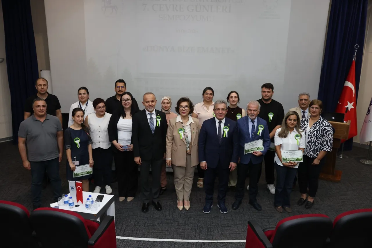 Dokuz Eylül Üniversitesi’nde Çevre Günleri Sempozyumu yapıldı