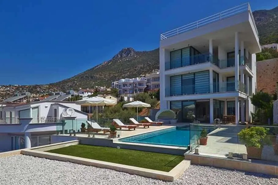 Ticaret Bakanlığı’ndan devre tatil uyarısı! 352 milyon liralık ceza kesildi