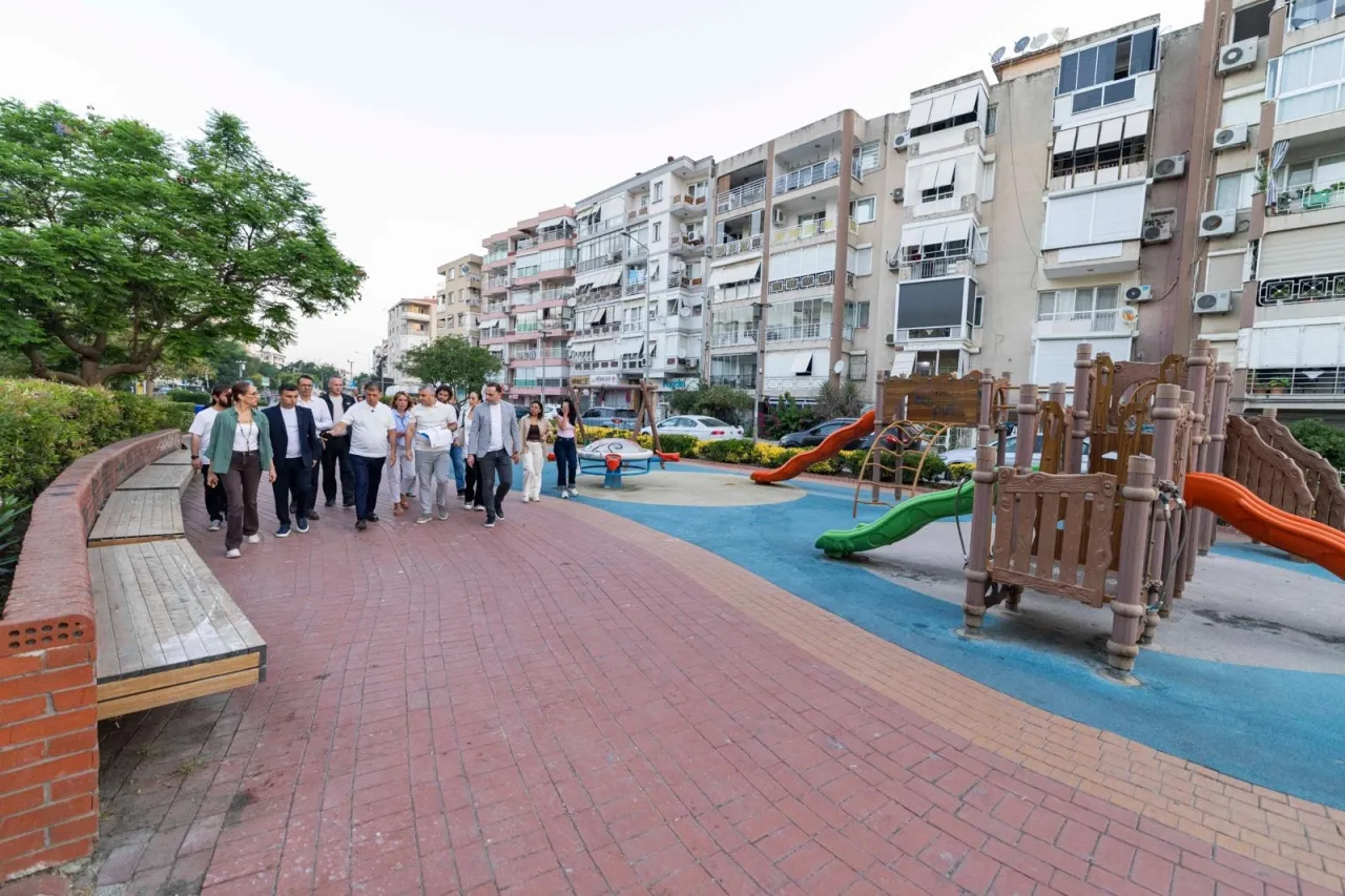 İzmir Karşıyaka’ya kesintisiz bisiklet yolu geliyor