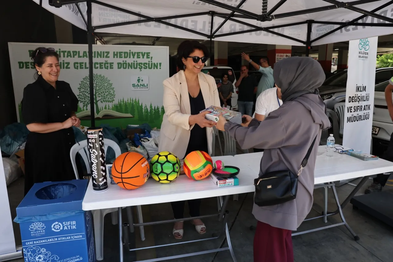 Bursa Nilüfer’de atık kağıtları getiren hediye kazanıyor