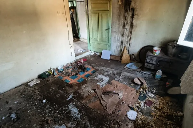 Bursa İnegöl Belediyesi'nden yaşlı kadına yardım eli