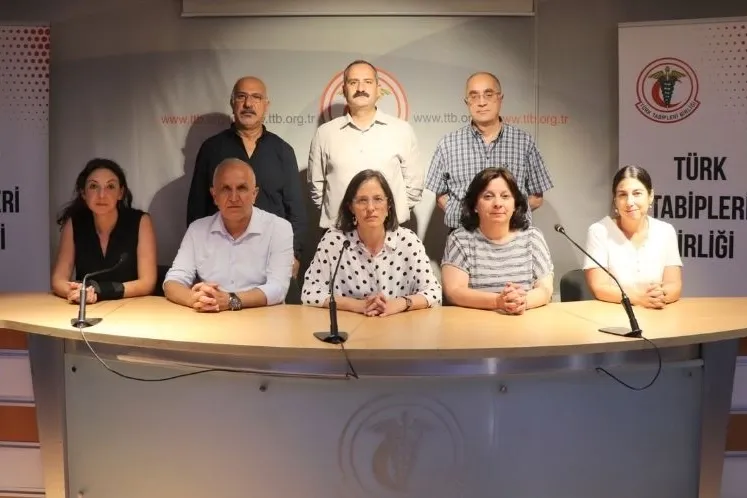 TTB ve Eğitim Sen'den torba kanun tepkisi... 26. madde akademik özgürlüğe tehdit