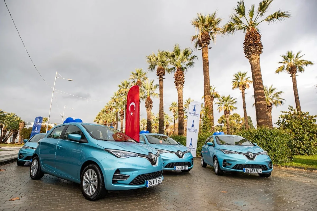 İzmir'de elektrikli araçlarla 25 milyon TL tasarruf