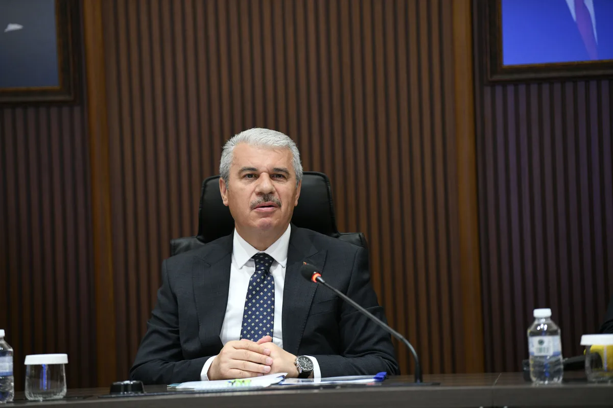 VALİ AKIN VE BAŞKAN ALTAY ŞAMPİYONLARLA BULUŞTU