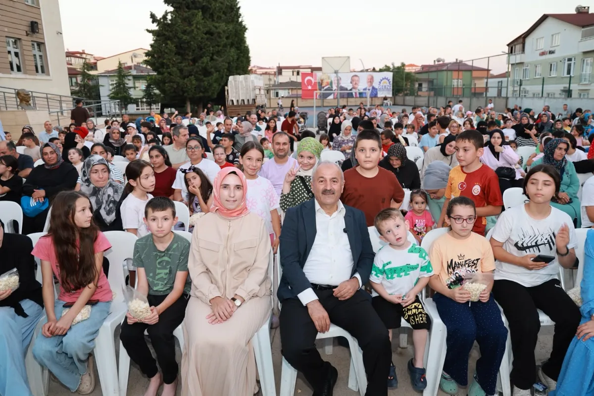 Gebze'de Açık Havada Rafadan Tayfa Seyri