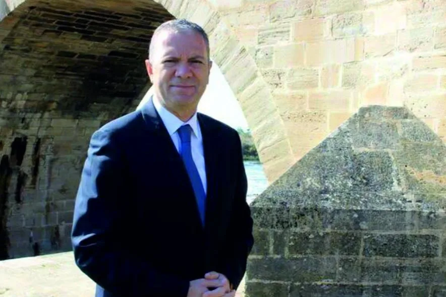 Eski Uzunköprü Belediye Başkanı Enis İşbilen CHP'den ayrıldı