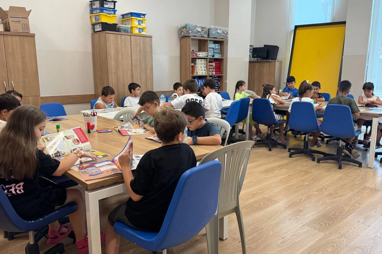 Sakarya'da genç düşünürlerden bilime renkli keşif