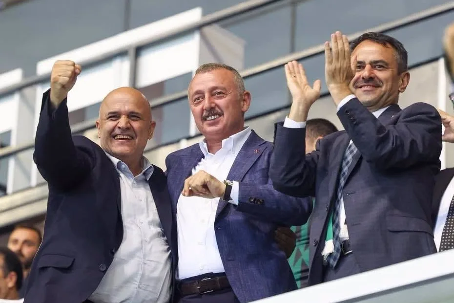 Büyükakın: Kocaelispor'a güvenim tam, Süper Lig'e damga vuracak