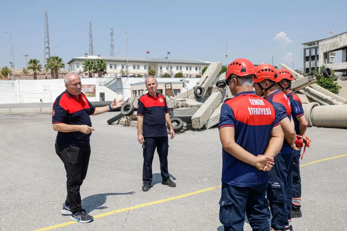 17 Ağustos'un izi silinmedi: İtfaiyeci 'Enkazdan ses geliyordu'