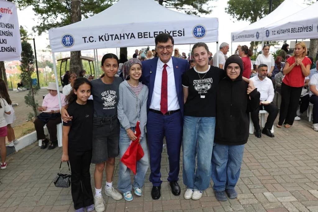 Kütahya'da 3. Müderris Mahallesi Şenliği coşkuyla başladı