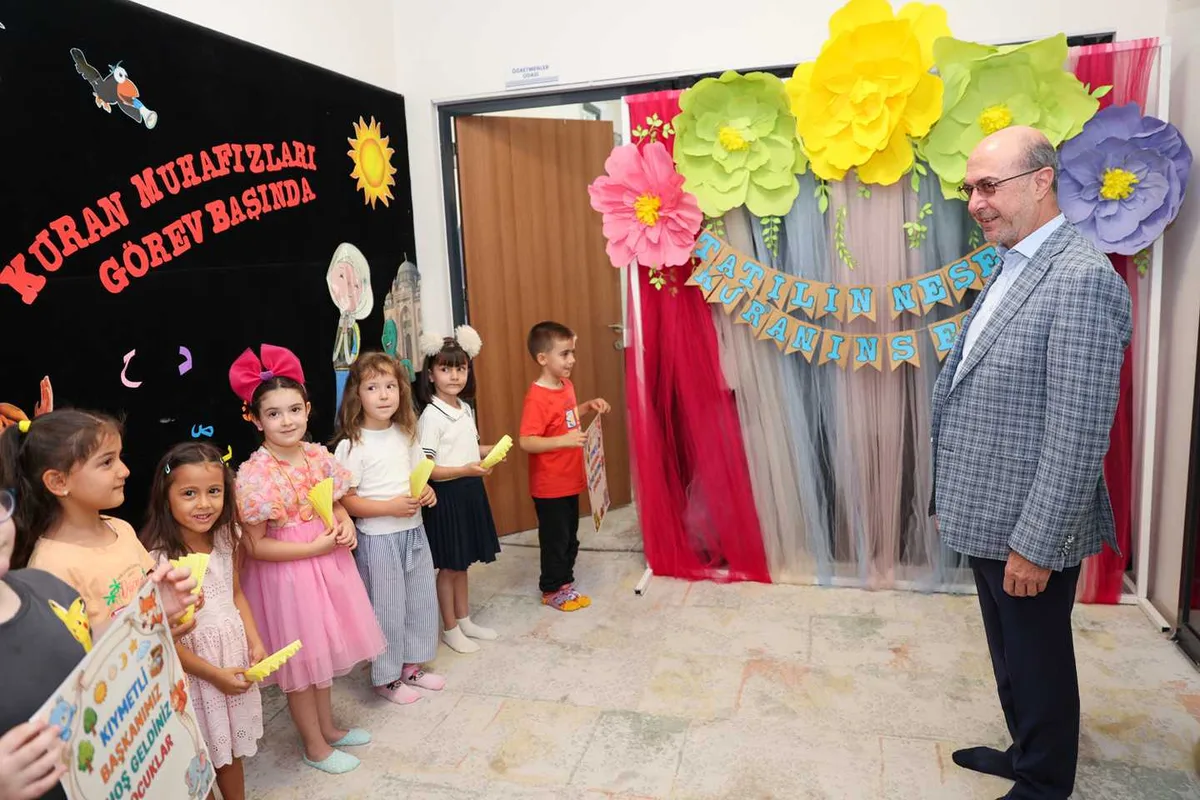 Selçuklu Başkanı Yaz Kur'an Kurslarını Ziyaret Etti