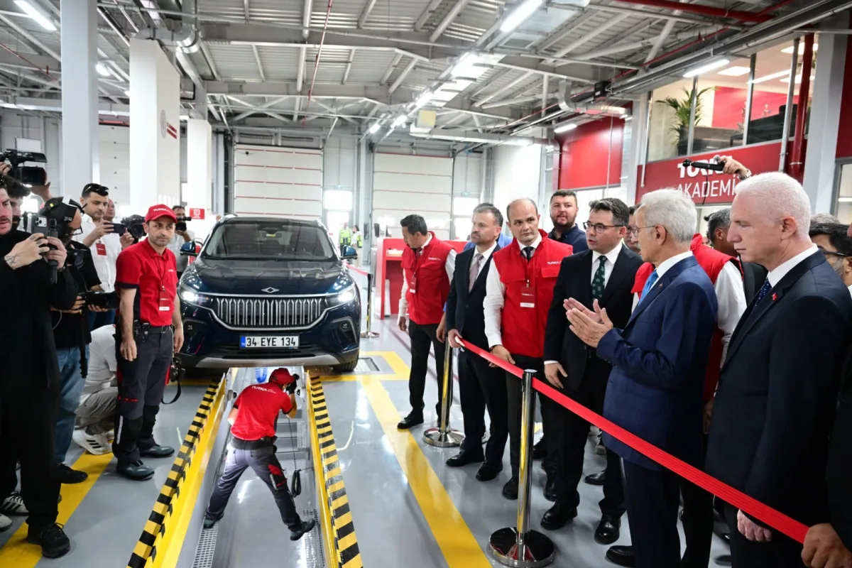 2027'de araç muayenesi değişiyor: Yapay zekâ ve robotlar devrede