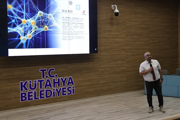 Kütahya Belediyesi'nden personele yapay zeka eğitimi