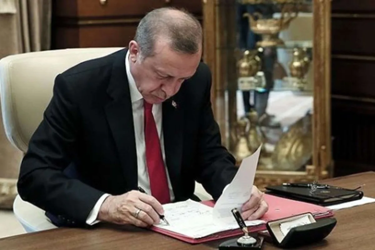 Atamalar ve görevden almalar Resmi Gazete'de resmileşti