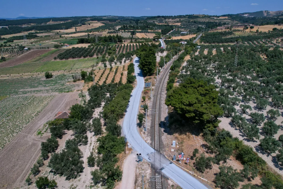 Soma'da mahalle yollarına ikinci kat asfalt