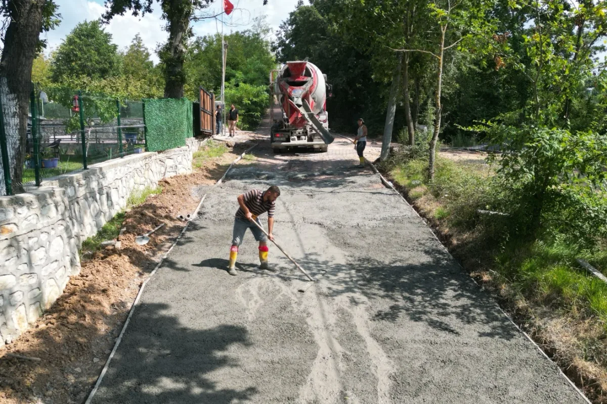 İzmit'te 700 metre beton yol hizmete girdi