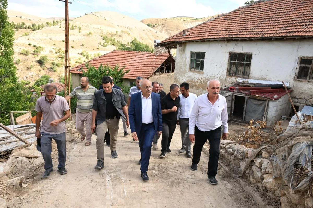 Malatya Büyükşehir Başkanı Hekimhan'da: Konteyner ve Temizlik Başladı