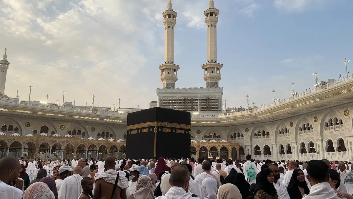 Siyer Yarışması Kazananları Umre'den Konya'ya Döndü