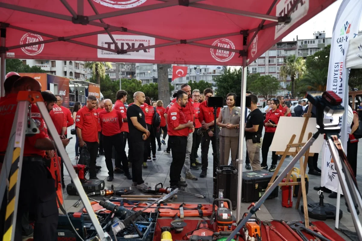 Karabağlar'da Afet Koordinasyon Merkezi hizmete giriyor