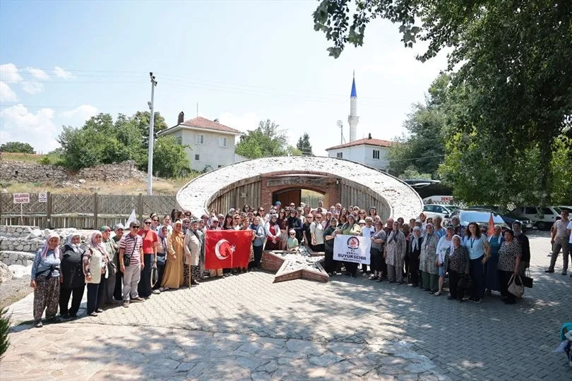 Denizli'li kadınlar Acıpayam'ın gizemlerini keşfetti