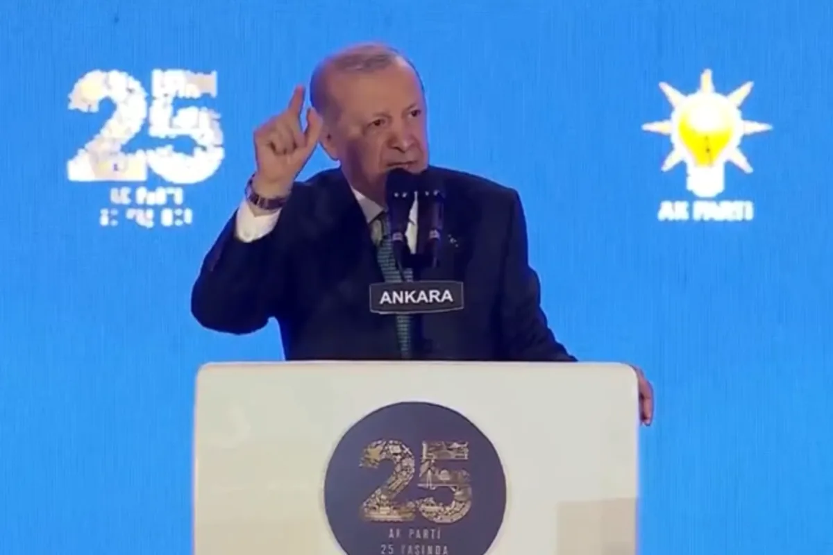 Erdoğan: 25 yılda yeni başlıyoruz, aşkla hizmet edeceğiz