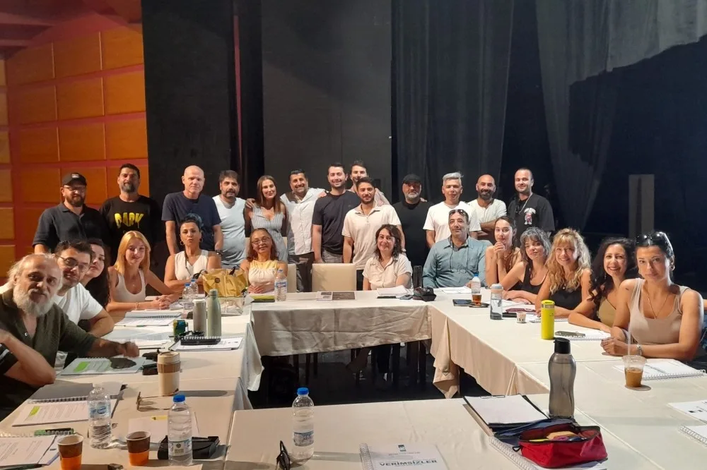 Eskişehir Şehir Tiyatroları yeni sezon 'Verimsizler' ile açıyor