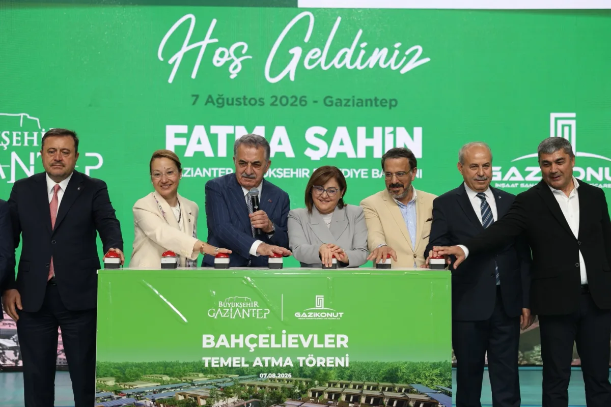 Gaziantep'te 1000 Konut Teslim, 5000'si İçin Temel Atıldı