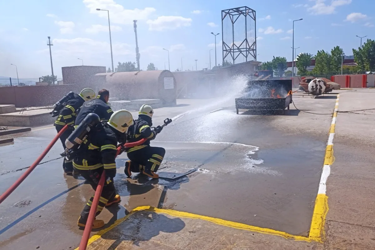 Kocaeli İtfaiyesi'nden sanayiye acil durum eğitimi