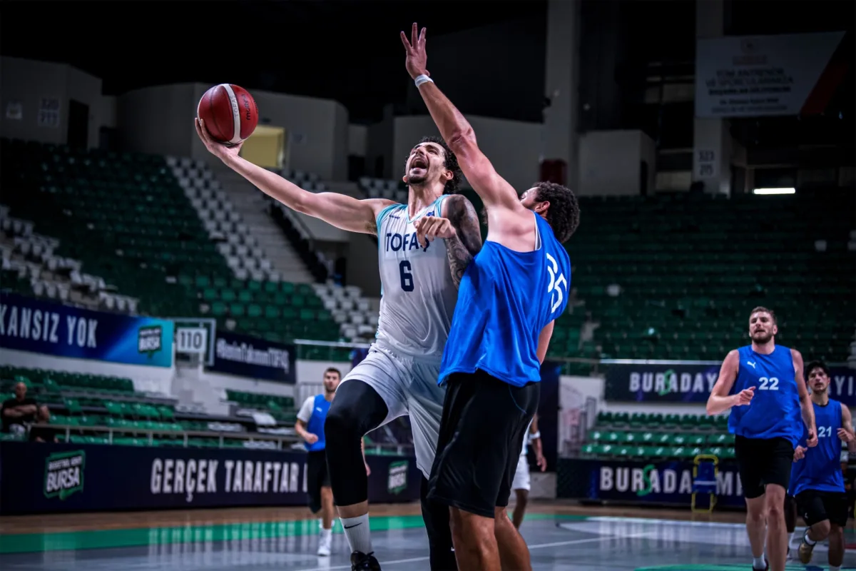 TOFAŞ hazırlığa galibiyetle başladı: 81-77