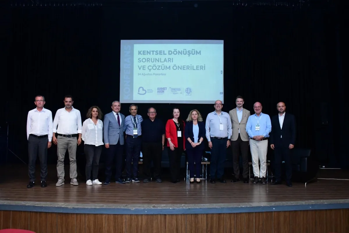 Balıkesir'de kentsel dönüşüm sorunları uzmanlarla çözüldü