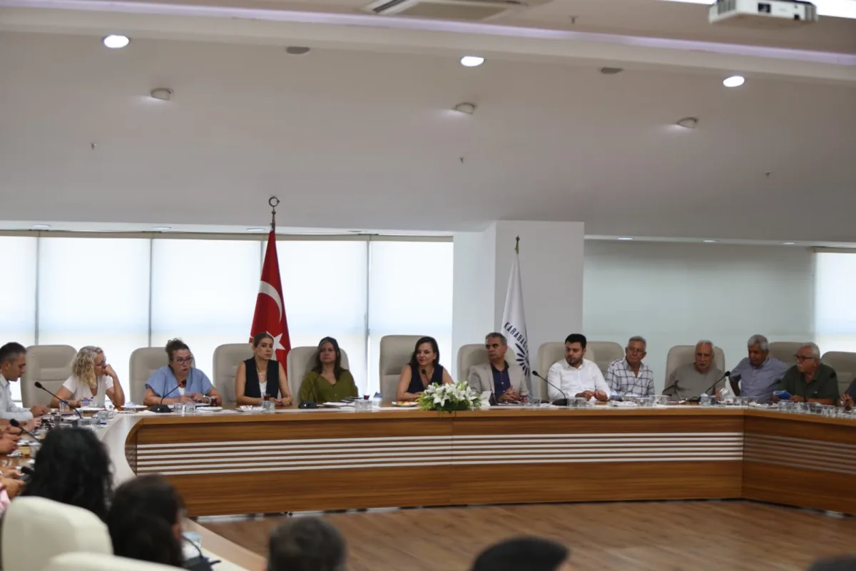 Karabağlar Belediyesi: 'Esnafa karşı değil, yanındayız'
