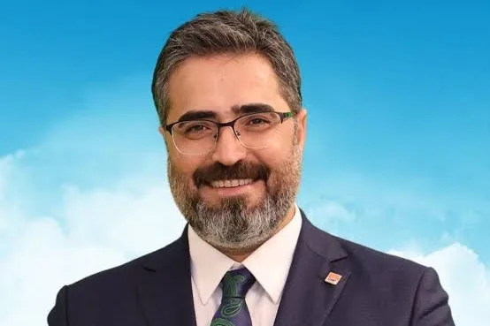 CHP Bahçelievler'e yeni ilçe başkanı: Gökmen Güneş