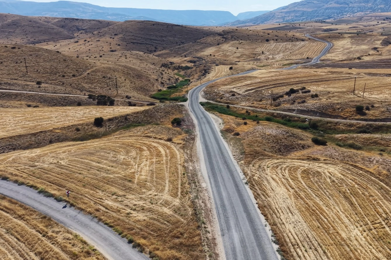 Malatya Yazıhan'ın yol standardı yükseldi