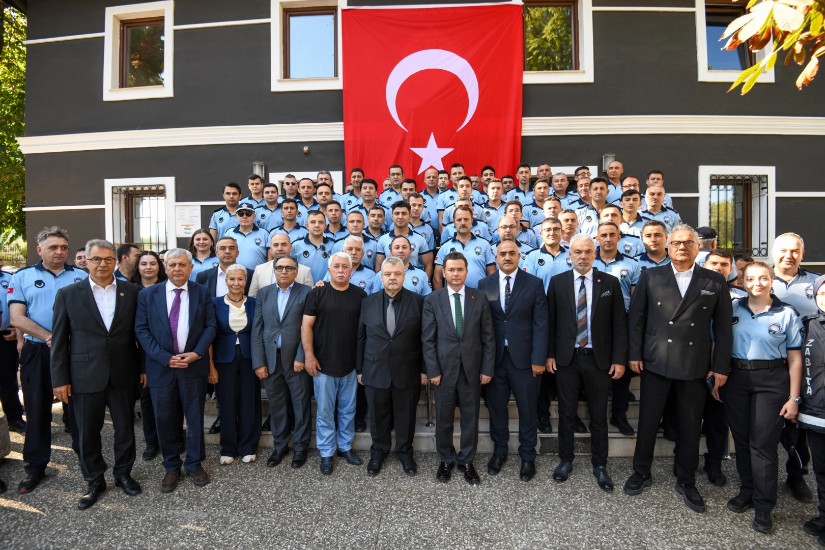 Bursa Osmangazi'de Başkan Aydın Zabıta ekiplerini yalnız bırakmadı
