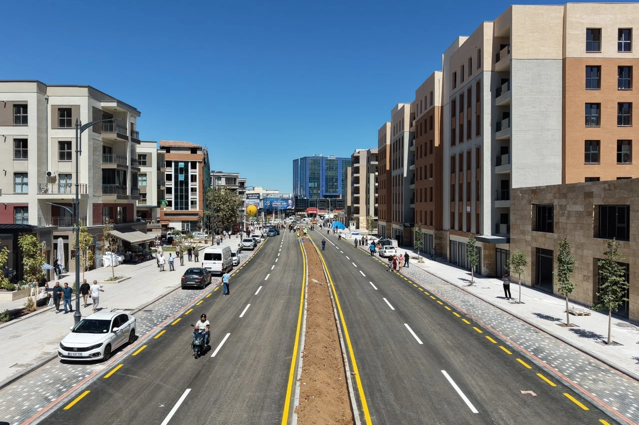 Malatya’da Kışla-Akpınar Kavşağı trafiğe açıldı