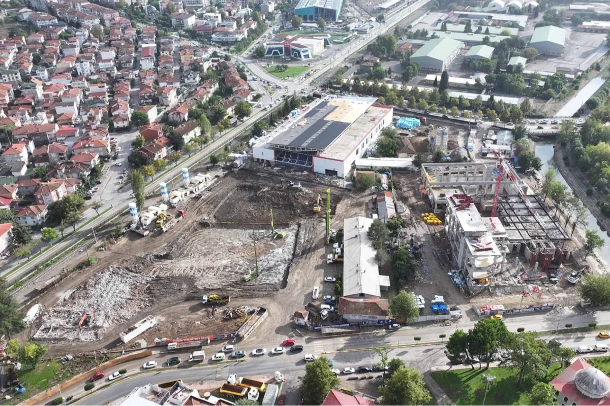 Sakarya'da 3,5 milyar TL'lik dev projeler hızla ilerliyor