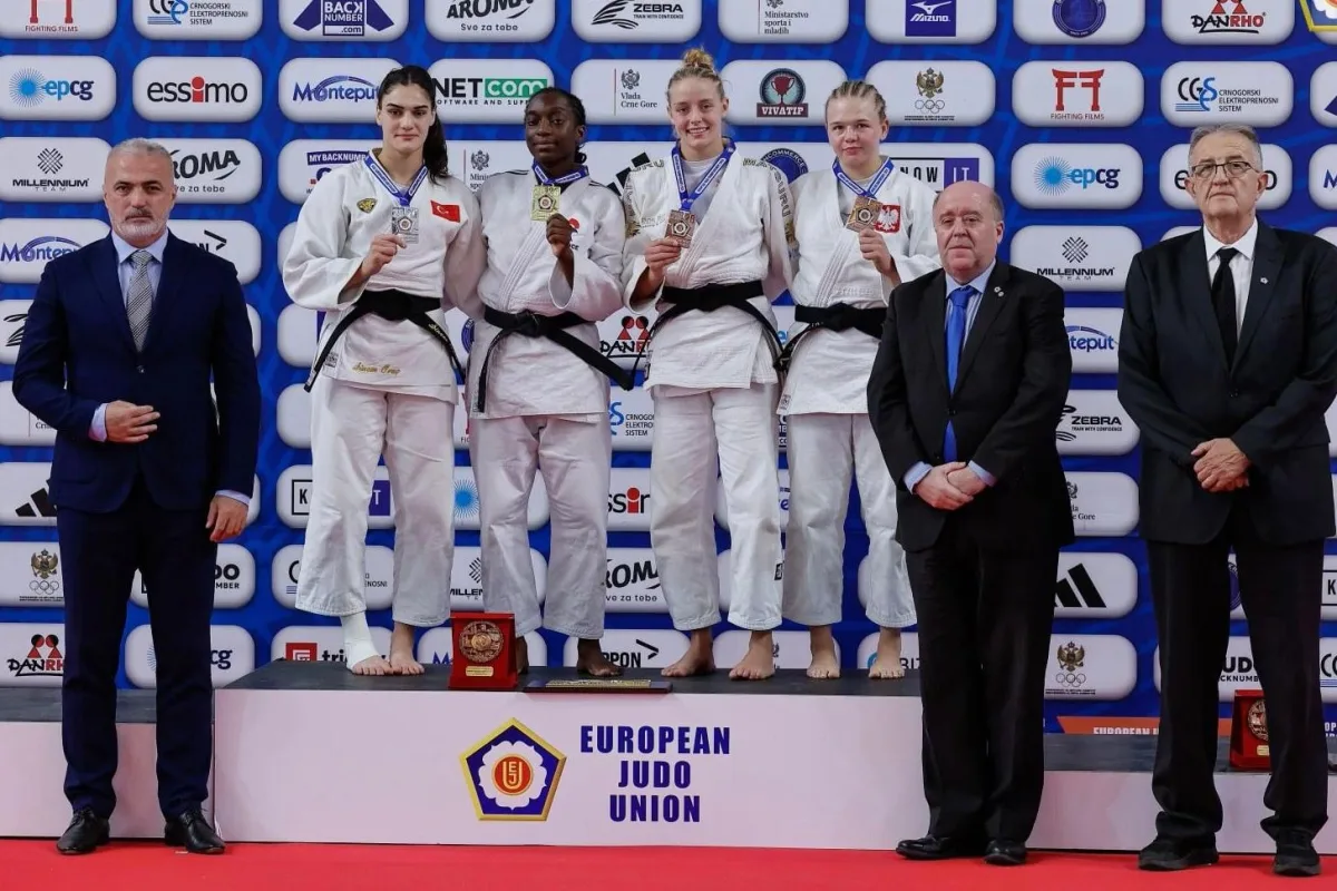 Sinem Oruç Gençler Avrupa Judo Şampiyonası'nda gümüş kazandı
