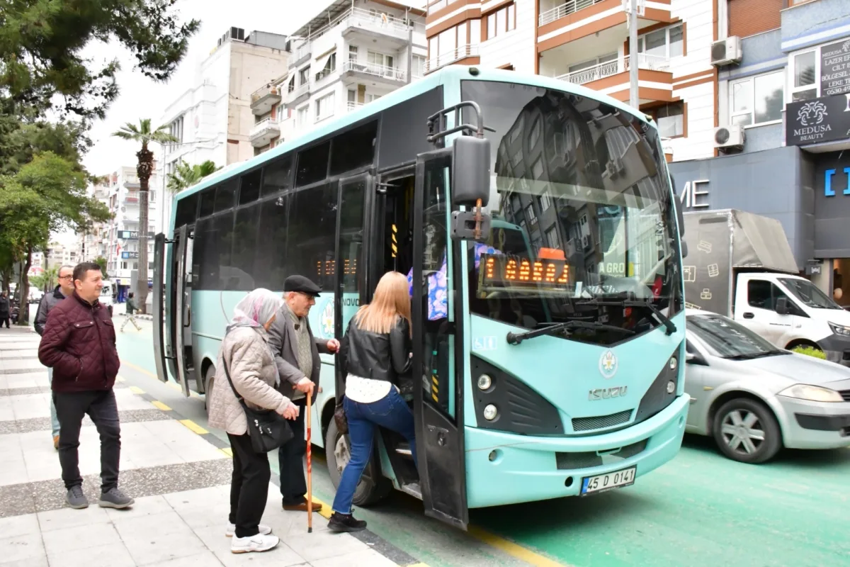 Manisa öğrencilerine kart kolaylığı: Cepte işlem