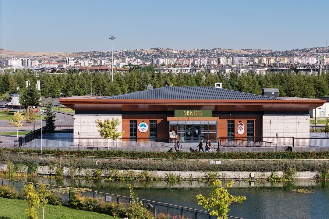 Millet Bahçesi'ne gastronomi merkezi hizmete girdi