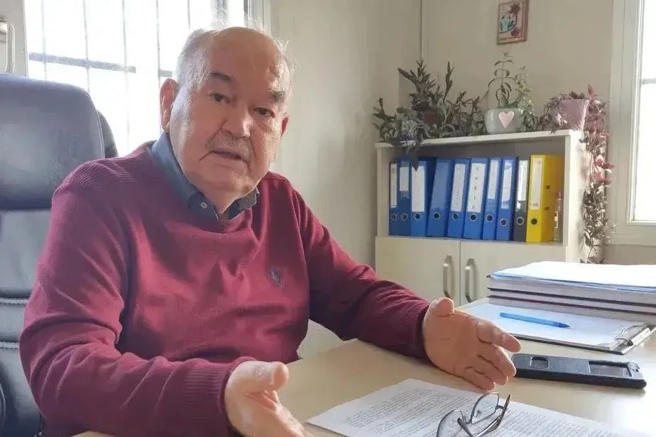 Eski İzmir Başkanı Burhan Özfatura 83 Yaşında Vefat Etti